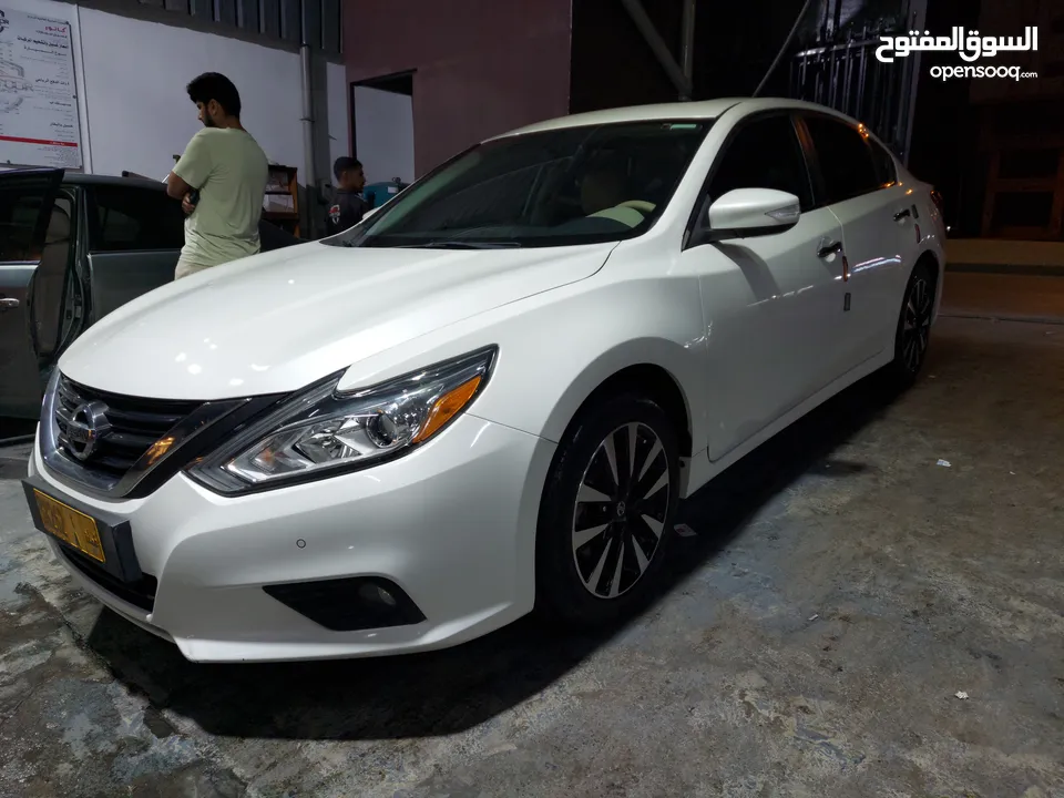 Nissan Altima 2.5 SL WITH SUNROOF Model 2018