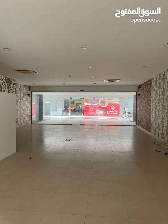 Shops for rent in Khwair