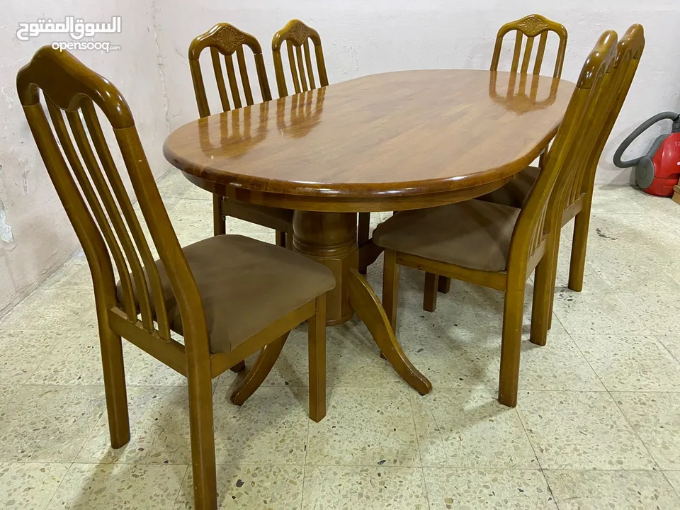 طاولة سفره 6 كراسي تصلح لعرسان