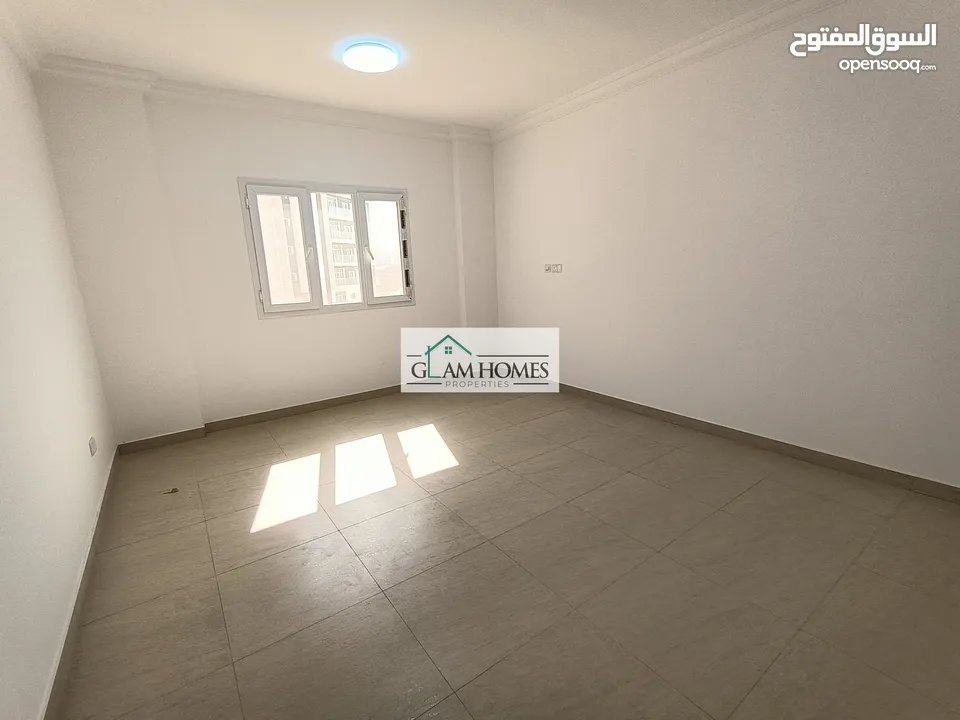 Cozy and spacious 2 bedroom apartment in Qurum Ref: 345S