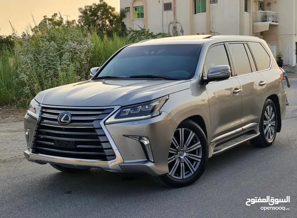 Lexus LX570