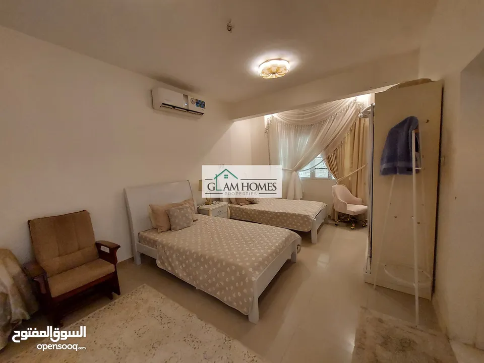 Stunning 5 BR villa for sale in Al Khuwair Ref: 754R