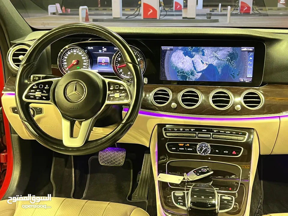 للبيع E300 مديل 2019 فل ابشن وبحال الوكاله وفل نظافه كامل واصل AMG وبممشى بسيط