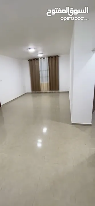 شقة للإيجار ثلاث غرف نوم بالطيره