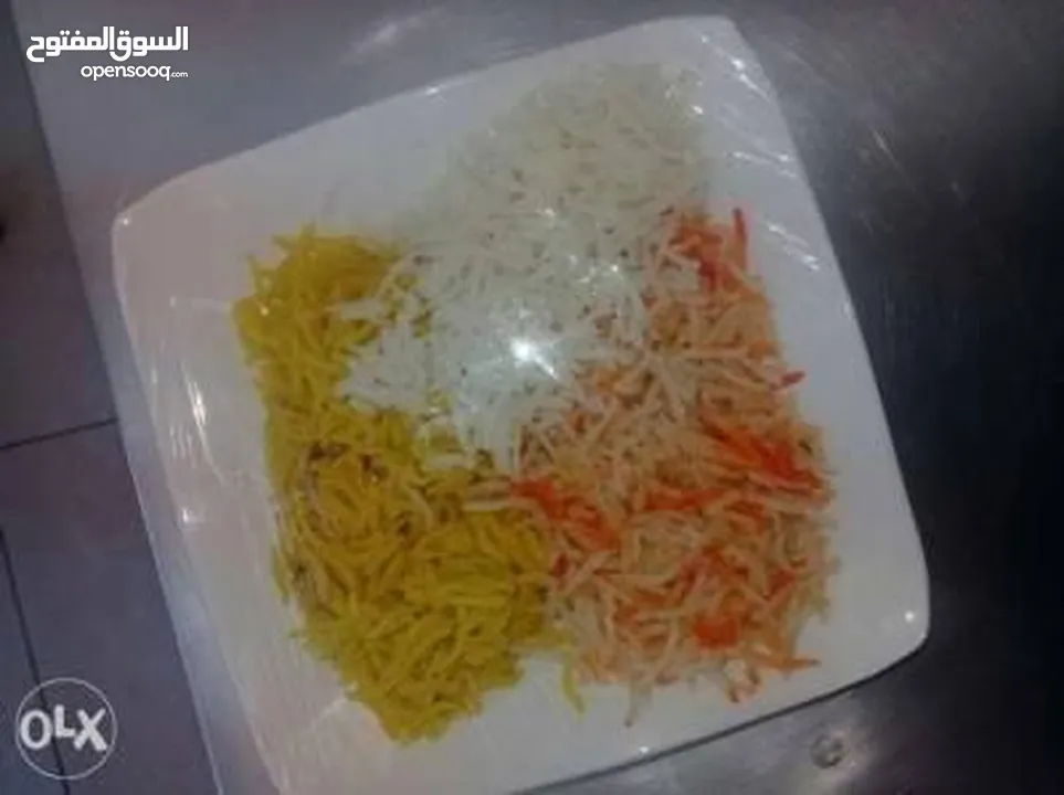موجود طباخ يمني محترف معه بطاقه مقيم