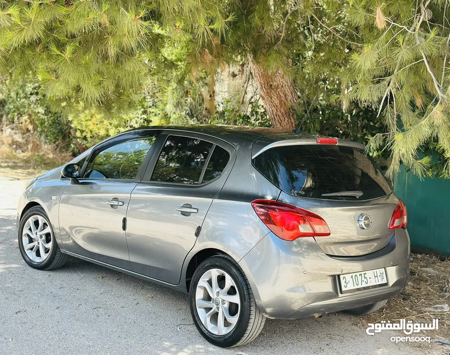 اوبل كورسا 2018 . فل اوتوماتيك . يد اولى . اصل برايفيت . ترخيص + تأمين جديد . سياره بحال الشركه