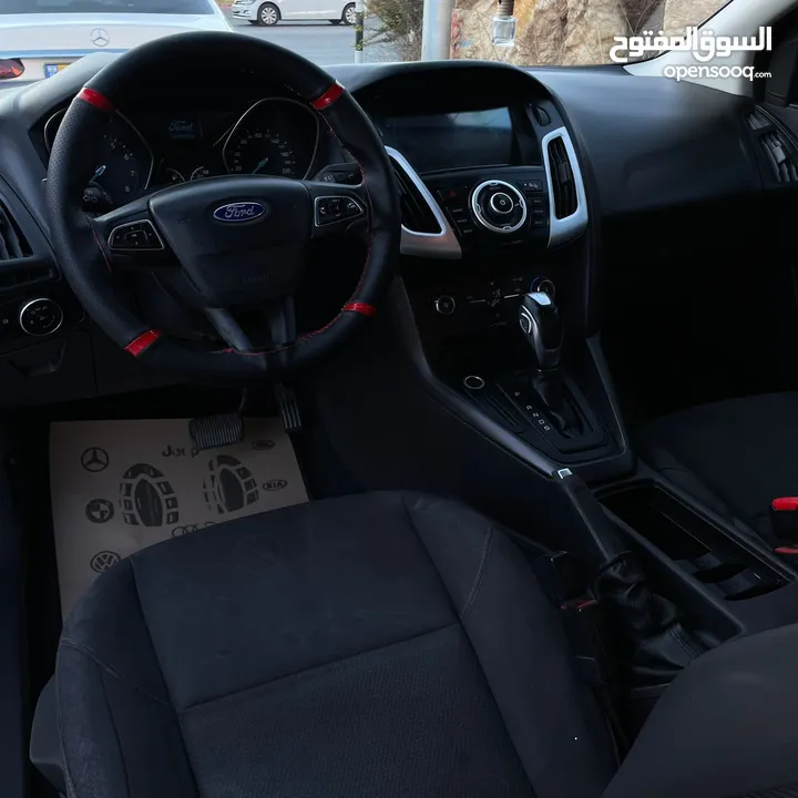 فورد فوكس للبيع موديل 2016