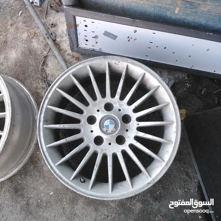 قطع BMW للبيع