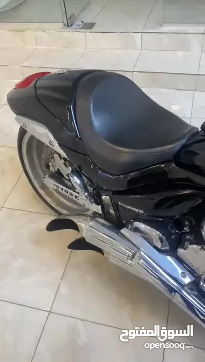 سوزوكي بوليفارد 1800 cc نوع m109r للبيع اوالبدل على سياره