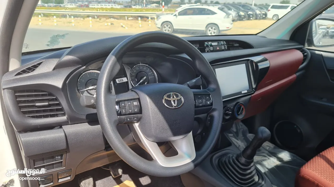 Toyota Hilux 2023 Diesel manual gear