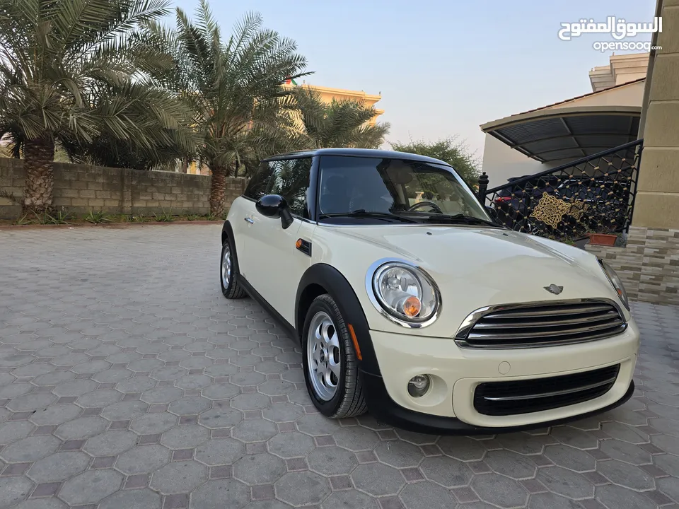 Mini Cooper   1.6L V4 2013