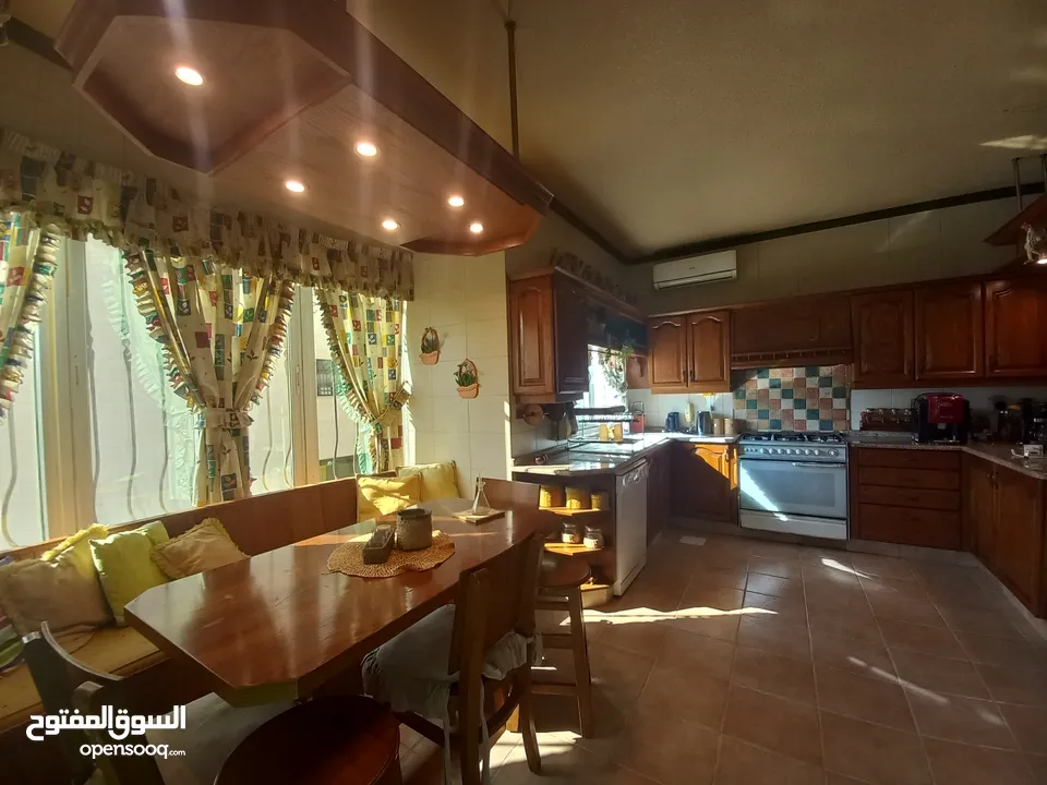 شقة مفروشة للإيجار 209م2 ( Property 19028 )-174847892
