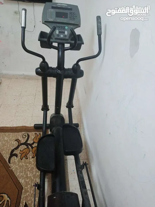 جهاز كروس الغزال لايف فتنس امريكي اصلي للبيع او للبدل مناسب لجميع الاعمار