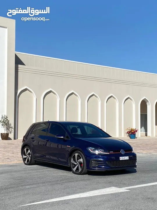 Volkswagen Golf GTI