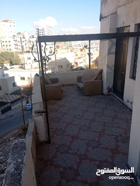 شقة للبيع في ضاحية الرشيد خلف ماي ماركت