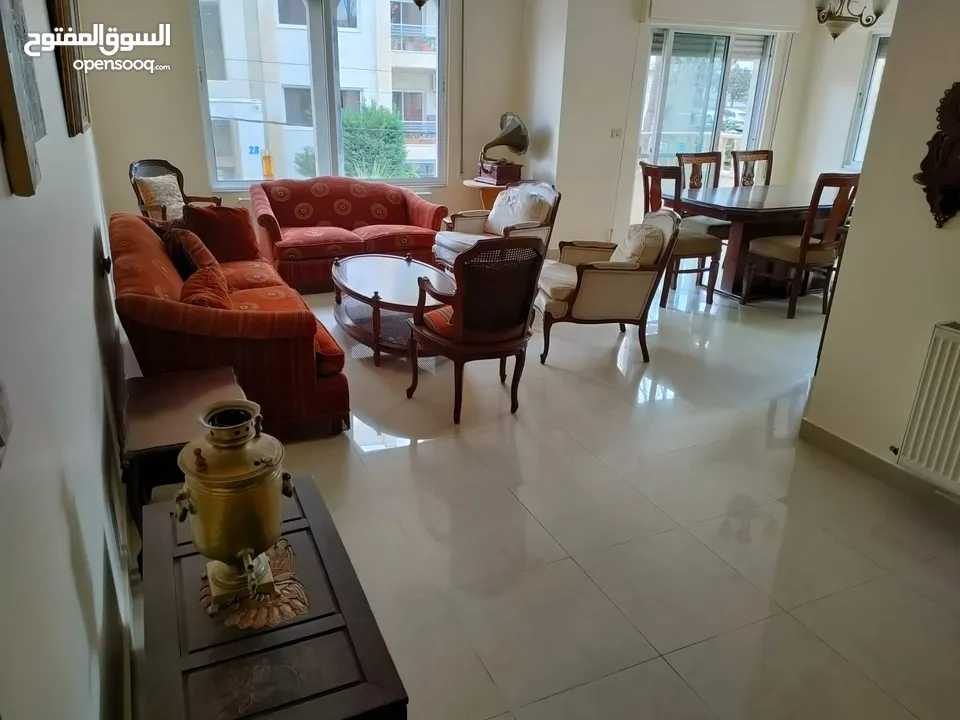 Furnished Shmeisani flat for rent