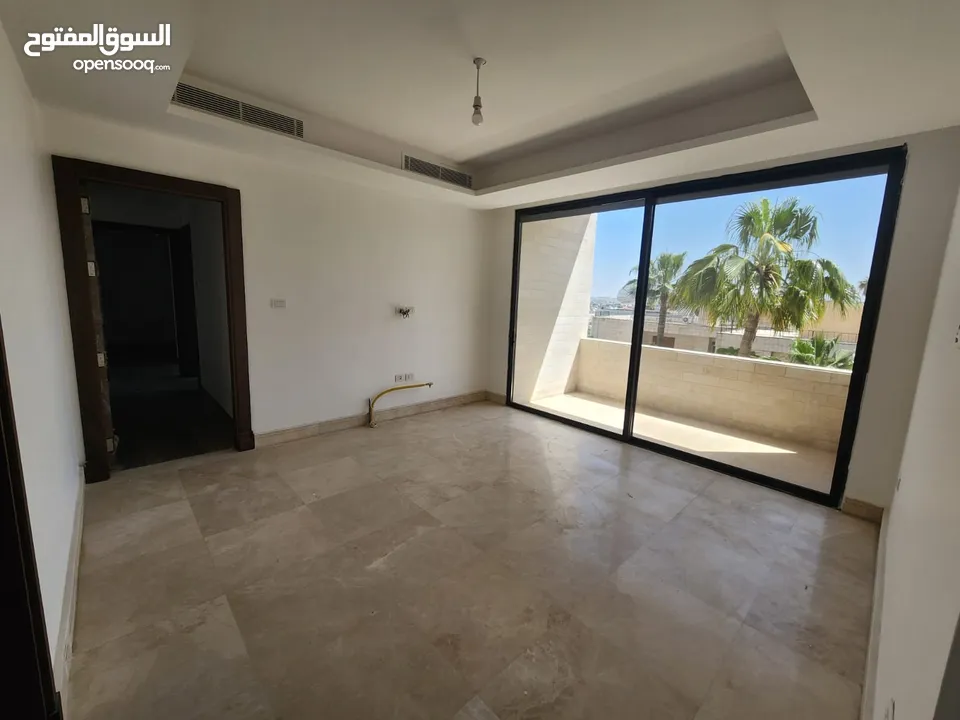 شقة فارغة للبيع بين الدوار الرابع و الخامس(عدد 2 ) - ref: 14611