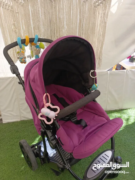 عرباية أطفال ماركة Britax بحاله ممتازه