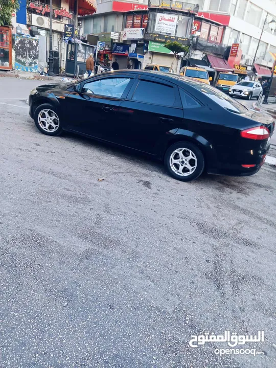 فورد مونديو