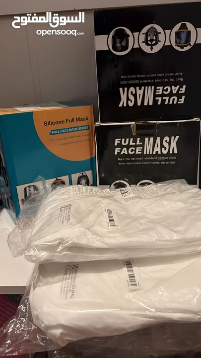 للبيع 3ماسكات اكسجين +3 بدل بيضاء