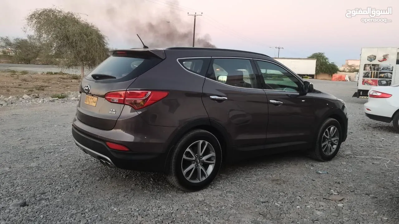 2014 SantaFe Urgent Sale