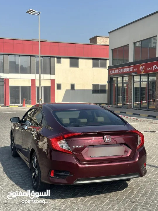 Honda civic 2019 LX GCC SPECS for sale