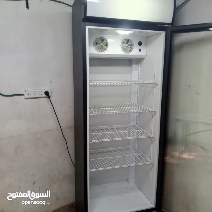 ثلاجه سوبر ماركت : جنين
