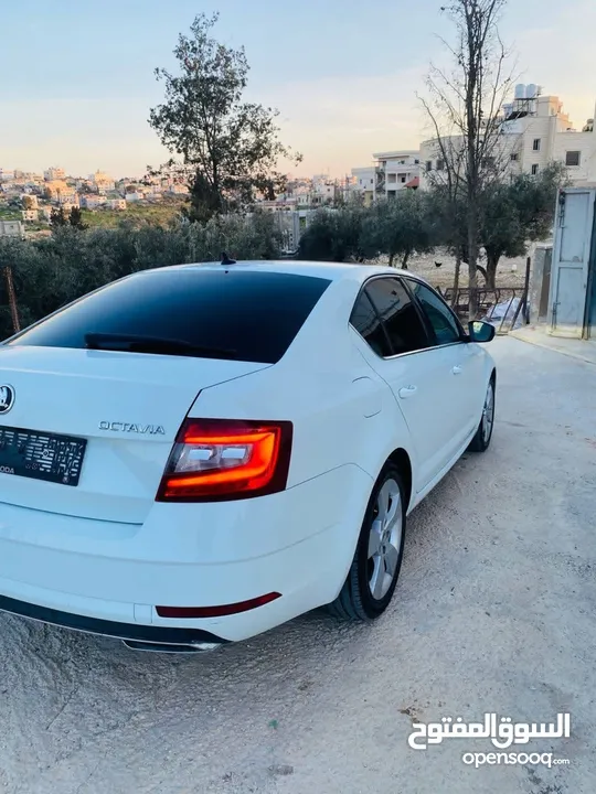 سكودا اوكتافيا 2018