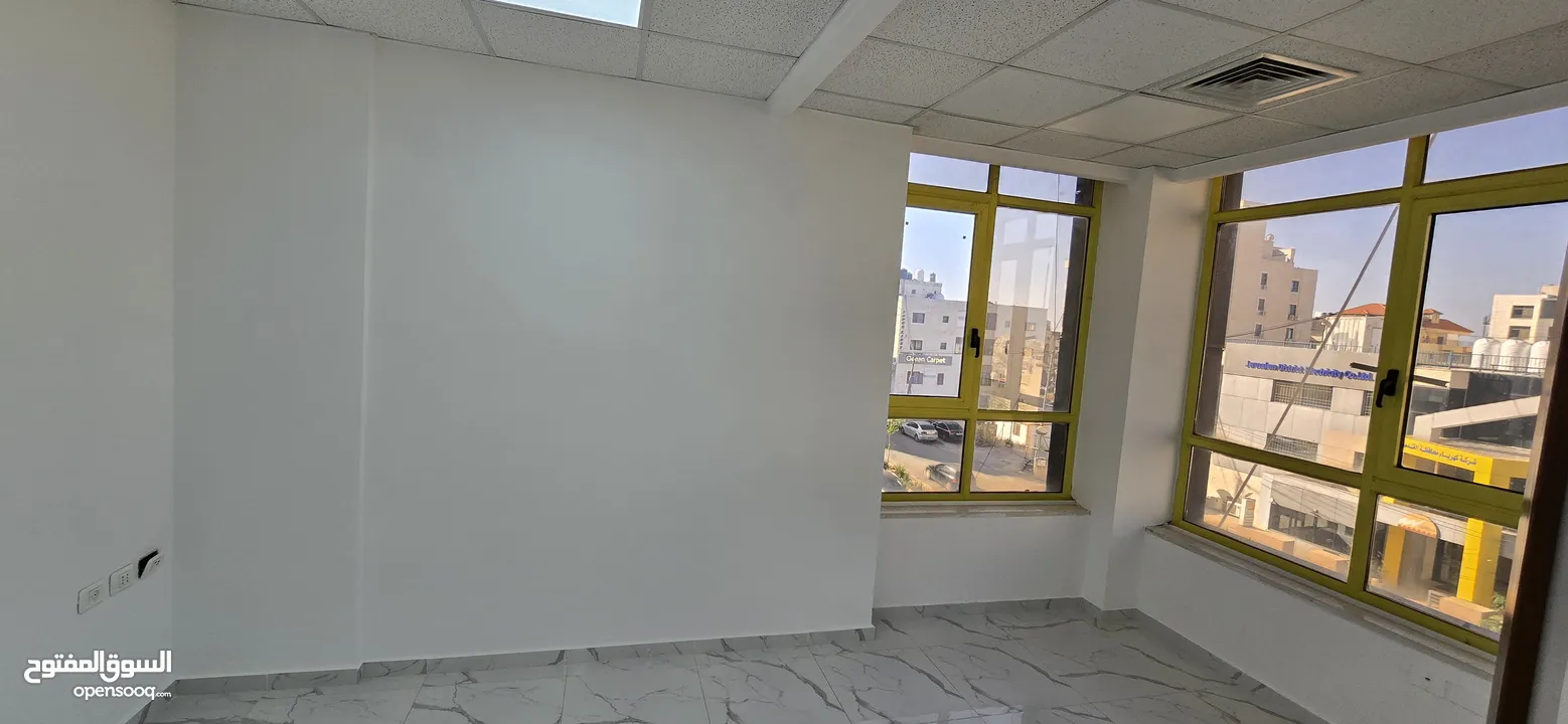 مكاتب للايجار