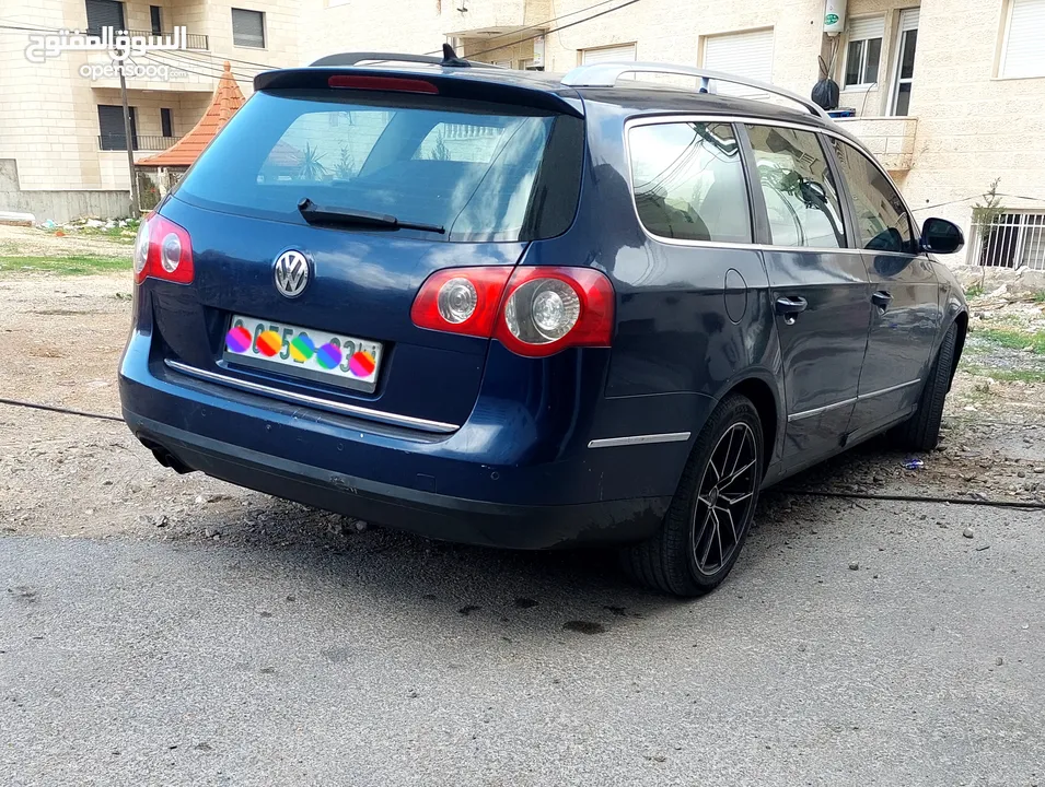 فولسفاجن باسات ستيشن 2009 5 ركاب واسعة في الداخل كذلك الديه كبيره