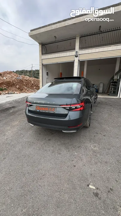 Skoda superb iv 2022 plug-in l&k