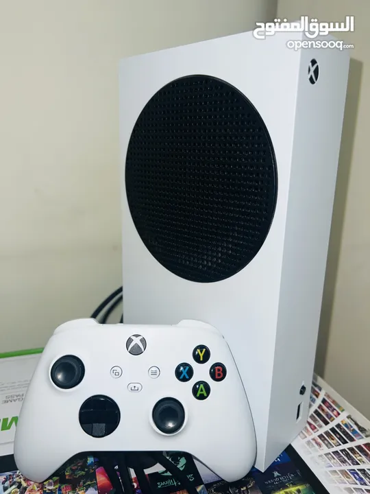 xbox series S      300 الف دينار