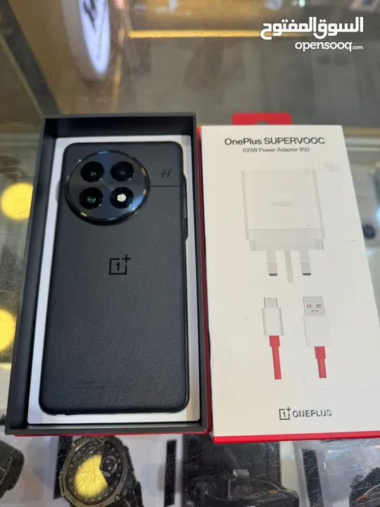 Oneplus 13 ون بلس 13 بحالة الوكالة