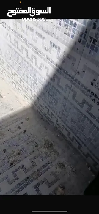 جلي بلاط ورخام وتنضيف سيراميك وجلي اسطح باطون