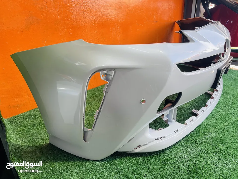 طمبون اماميم ستعمل تويوتا بريوس 2019-2022 Toyota Prius 2019-2022 مستعمل اصلي لون ابيض لؤلؤي