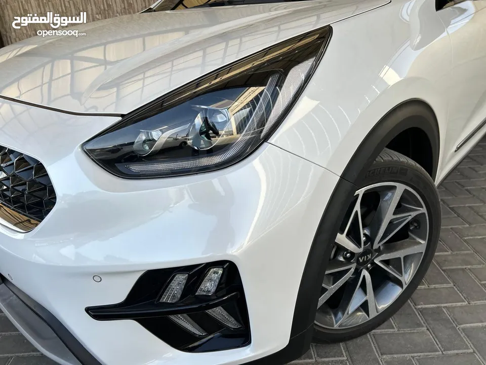 نيرو هايبرد2020تورنج اعلى صنف مع فتحه وارد كوري عداد قليل فجص وجمرك للبيع كاش او اقساط