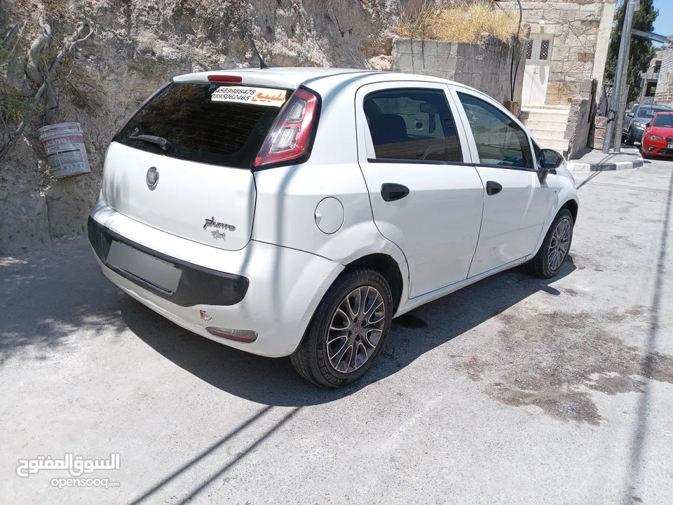 فيات بونتو2011
