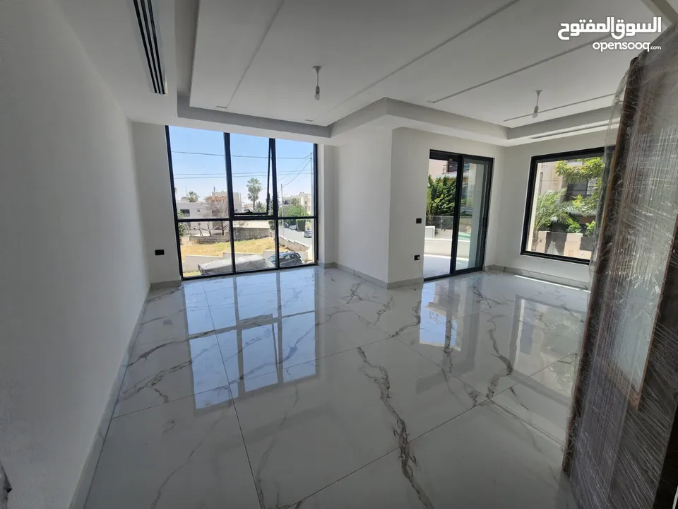 شقة فارغة للبيع في منطقة الدوار الرابع ( عدد 4 )- ref:14599