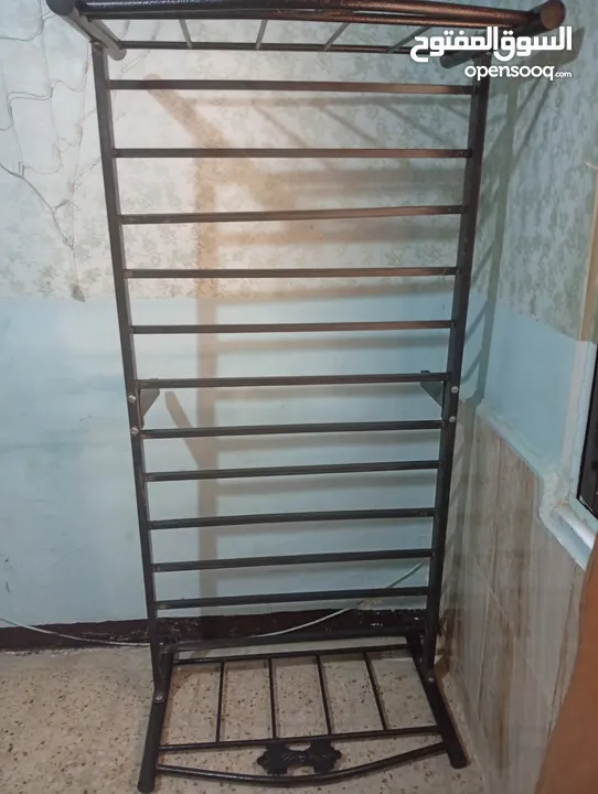 تخت حديد  مفرد للبيع