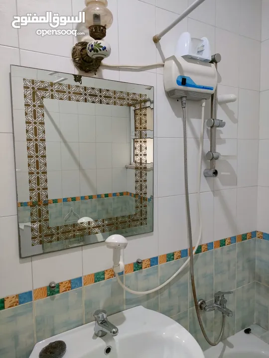 Furnished Shmeisani flat for rent
