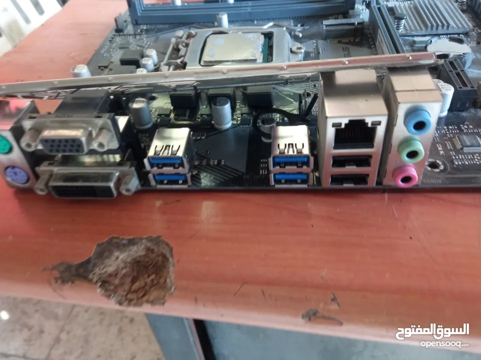 للبيع: معالج i5-9600KF + لوحةB365M-K للبيع قطع نضيفات شغلين 100٪