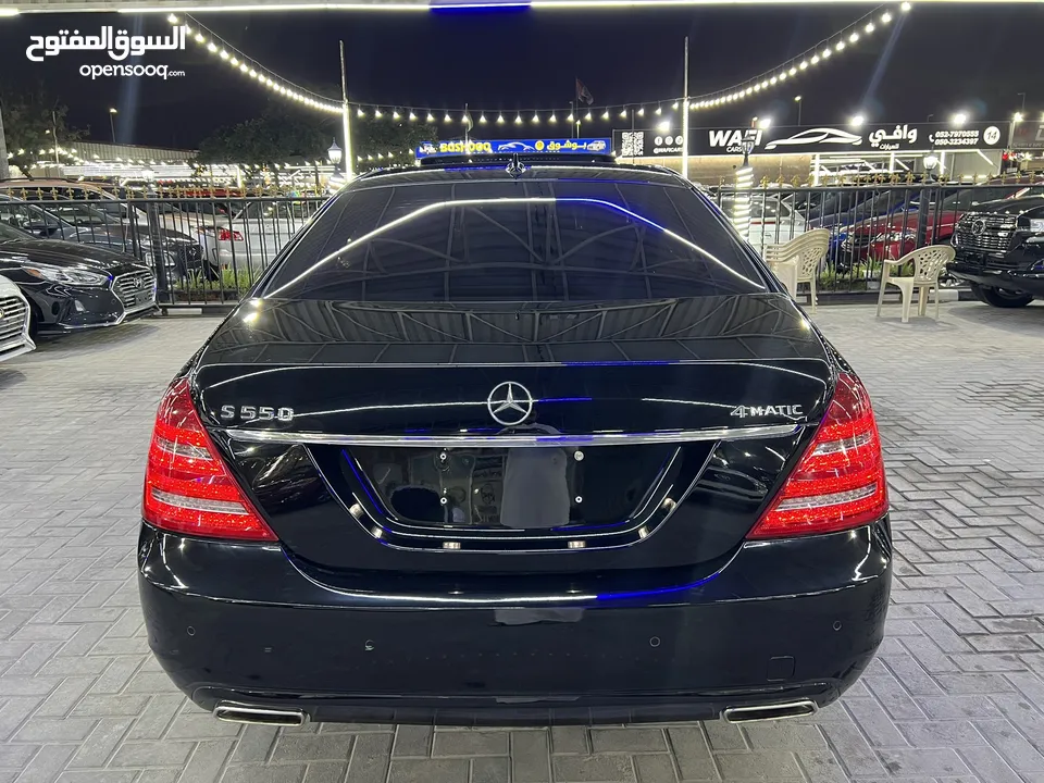 S550  2011وارد جمارك غير مستخدمه حاله نضيفه