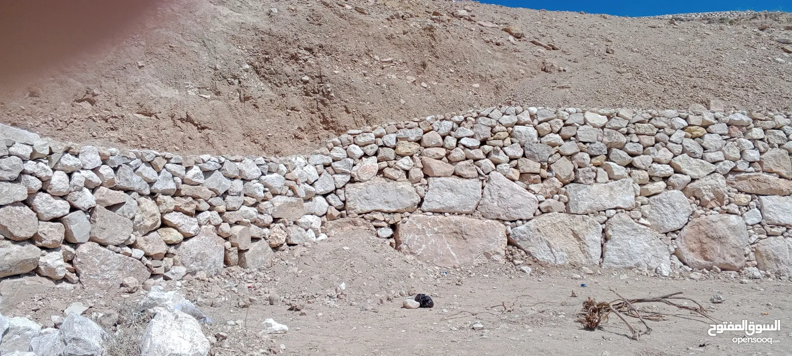 حيدر استصلاح اراضي بناء سناسل بناء سلاسل تشييك مزارع تكحيل حجر تجريف اراضي بناء شاليهات وبيوت ريفيه