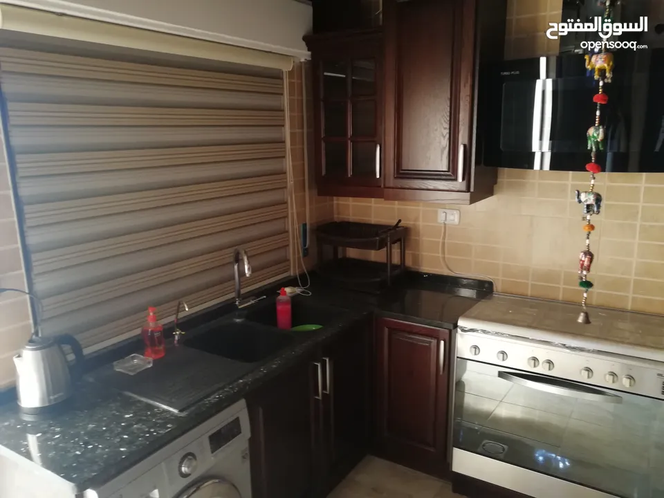 شقة جنوبية غربية للبيع شبه جديدة في طبربور -طارق شارع رطب قلبك