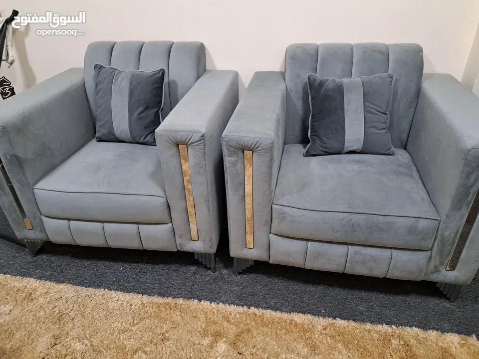 Sofa set with cushions 3+1+1