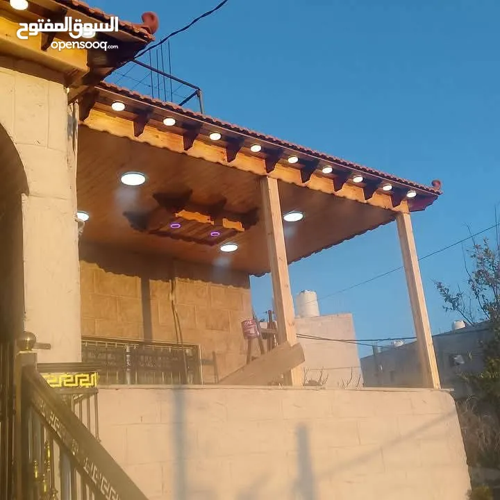 قرميد  مؤسسه العماوي لكافه اعمال تركيب القرميد والديكور والبرڨولاء تركيب وصيانه