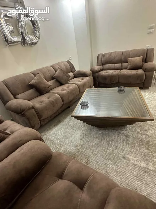 طقم كنب 7 مقاعد  استعمال بسيط جدا شبه جديد