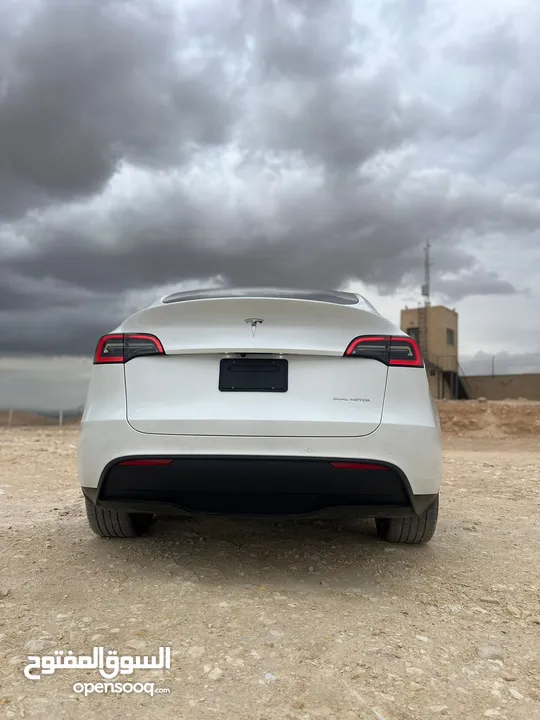 TESLA MODEL Y LONG RANG DOUIL MOTOR 2022