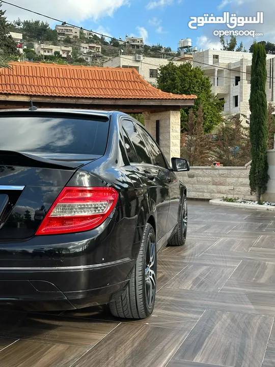 Mercedes C200 2011 مرسيدس بنز  (1.8turbo)