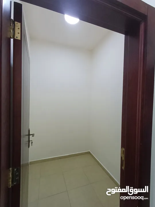 شقه فاخره للايجار دير غبار